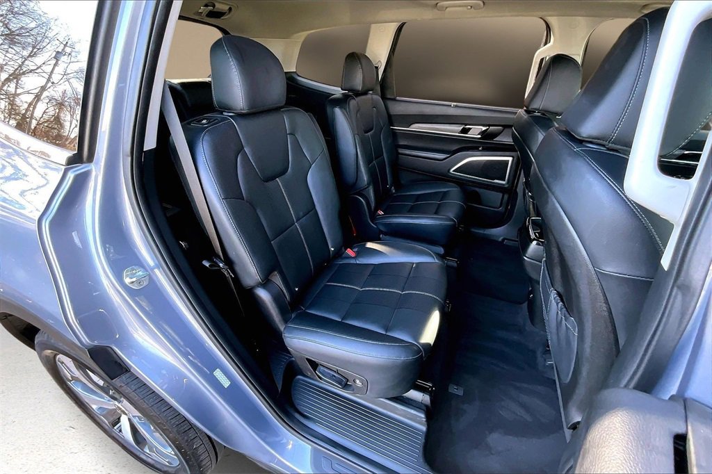 Used 2022 Kia Telluride EX w/ EX Premium Package image 25