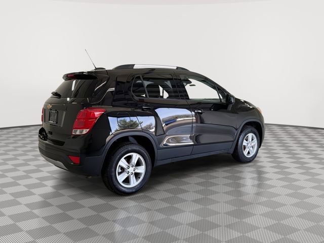 Certified 2022 Chevrolet Trax LT w/ LT Convenience Package image 12