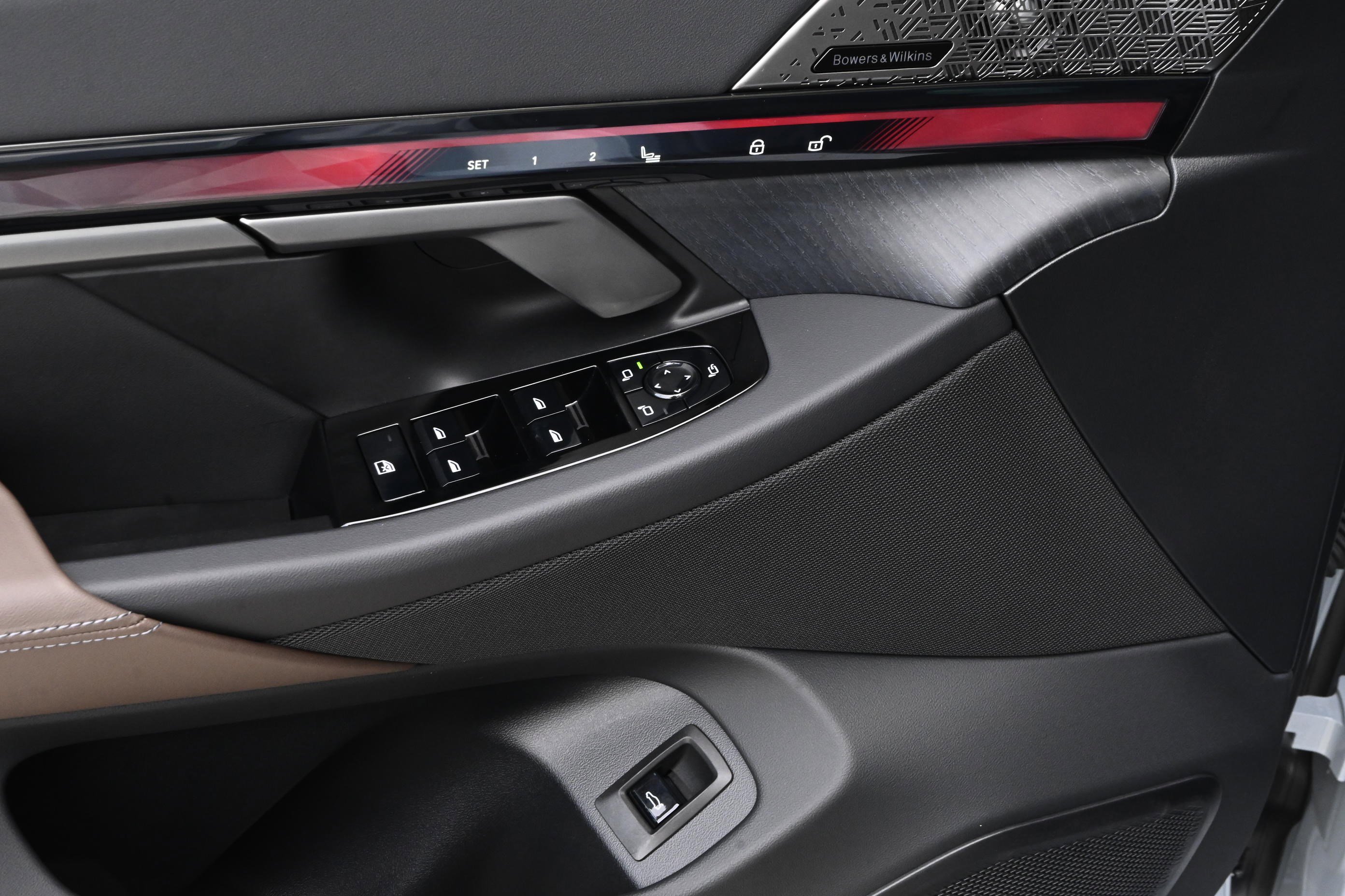 Used 2026 BMW i5 eDrive40 w/ M Sport Package image 26