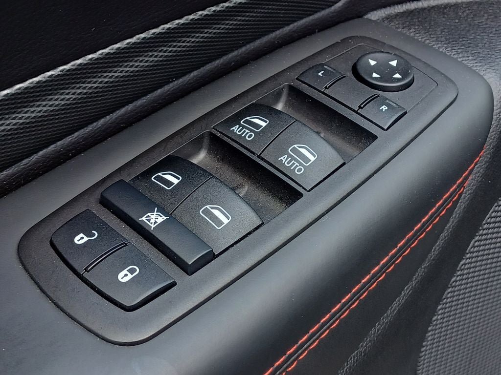 Used 2025 Dodge Durango R/T w/ Blacktop Package AWD/4WD image 12