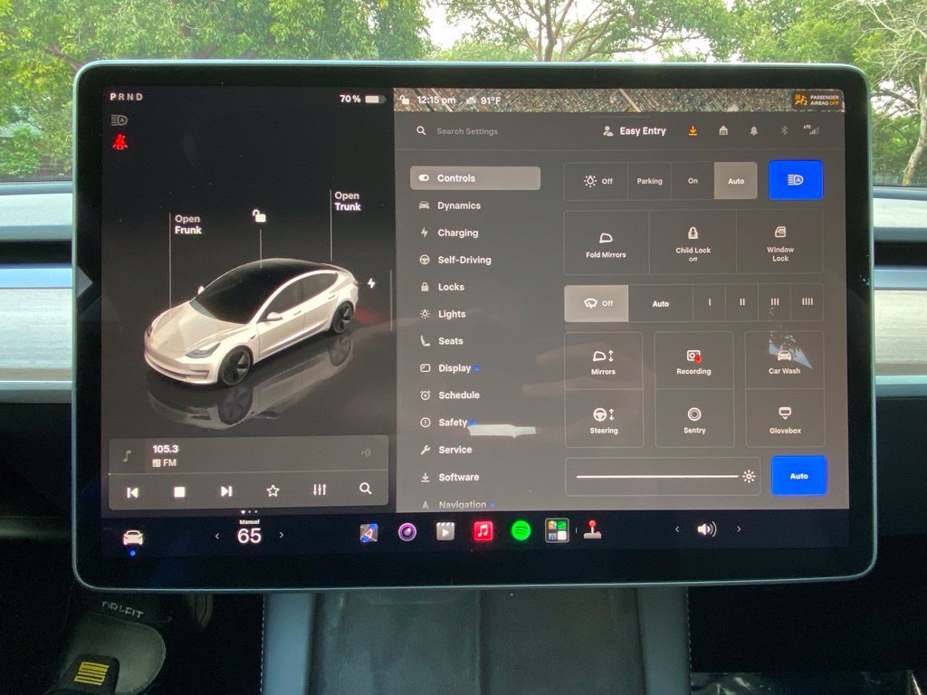 Used 2023 Tesla Model 3 Standard Range RWD image 29