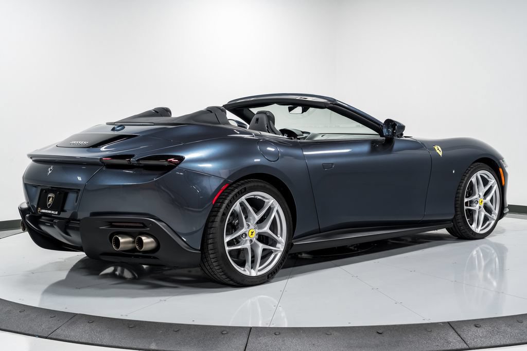 Used 2024 Ferrari Roma Spider RWD image 3