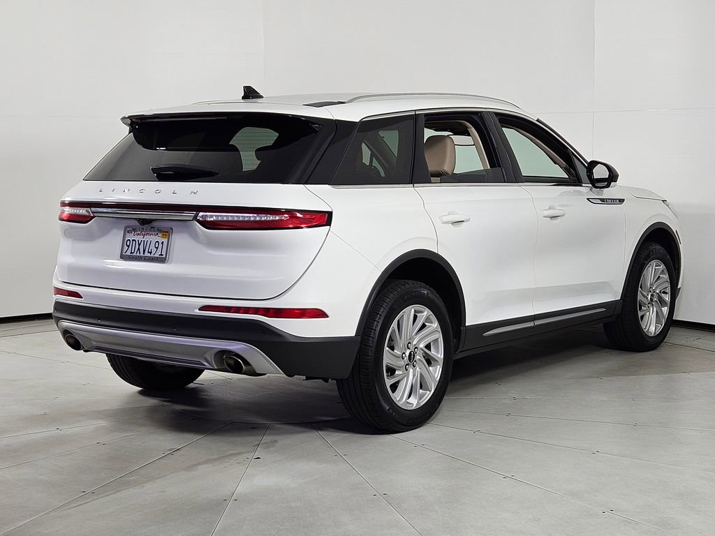 Used 2022 Lincoln Corsair Standard image 7