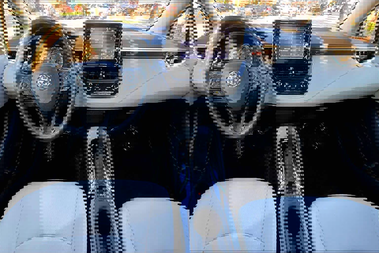 Used 2020 Toyota Corolla LE w/ LE Convenience Package image 14