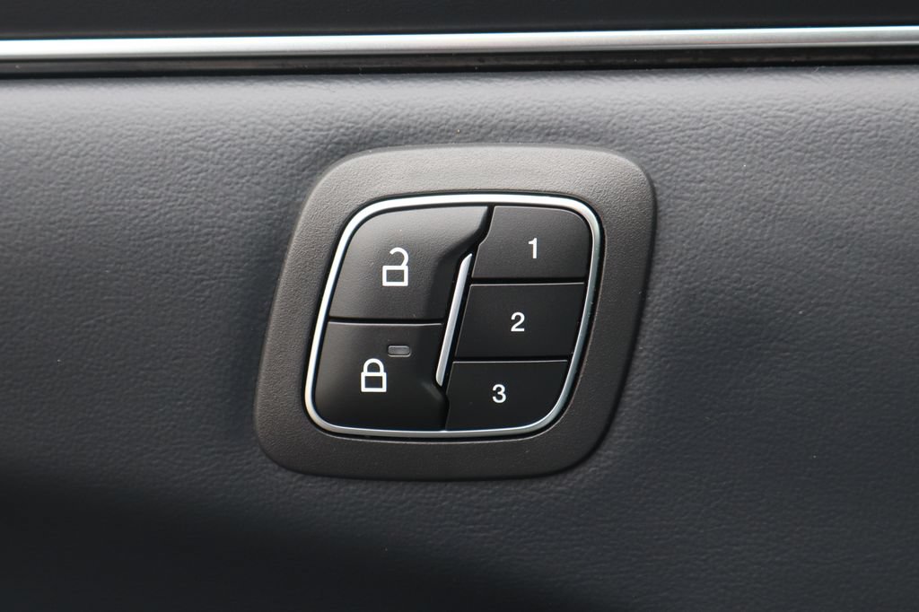 Used 2023 Ford Mustang Mach-E Premium RWD image 16