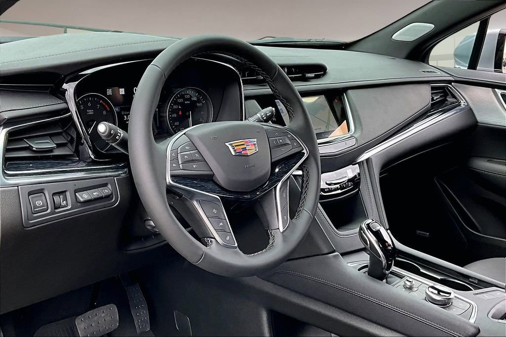 New 2026 Cadillac XT5 Premium Luxury image 6
