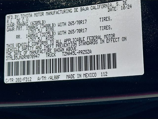 Used 2024 Toyota Tacoma TRD Off-Road image 34