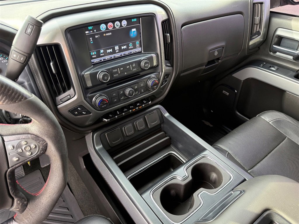 Used 2018 Chevrolet Silverado 1500 LTZ Z71 w/ Redline Edition AWD/4WD image 23