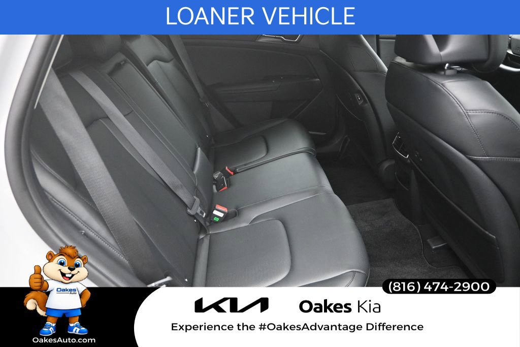 Certified 2026 Kia Sportage EX FWD image 35