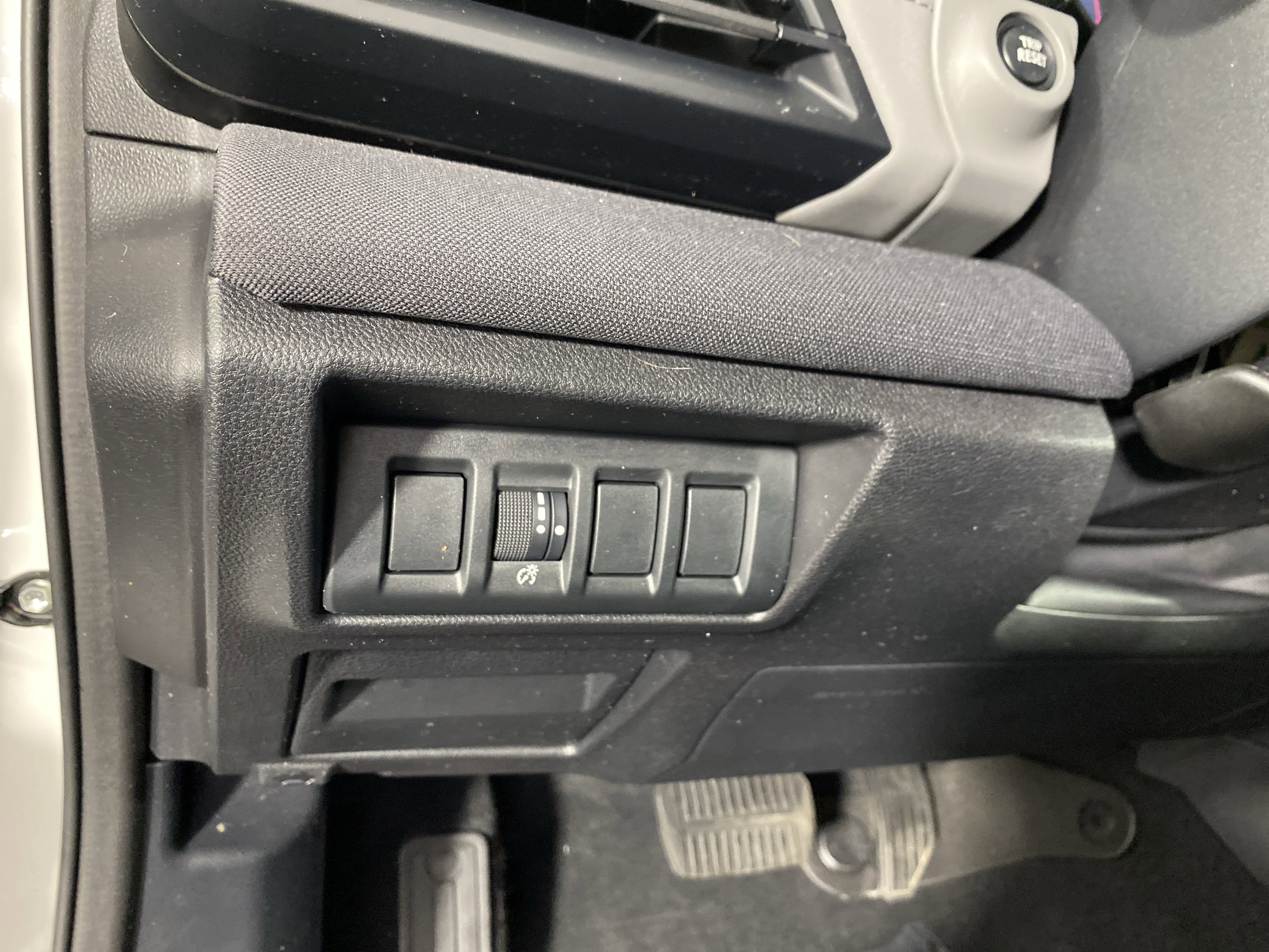 Used 2024 Subaru Outback Premium image 24