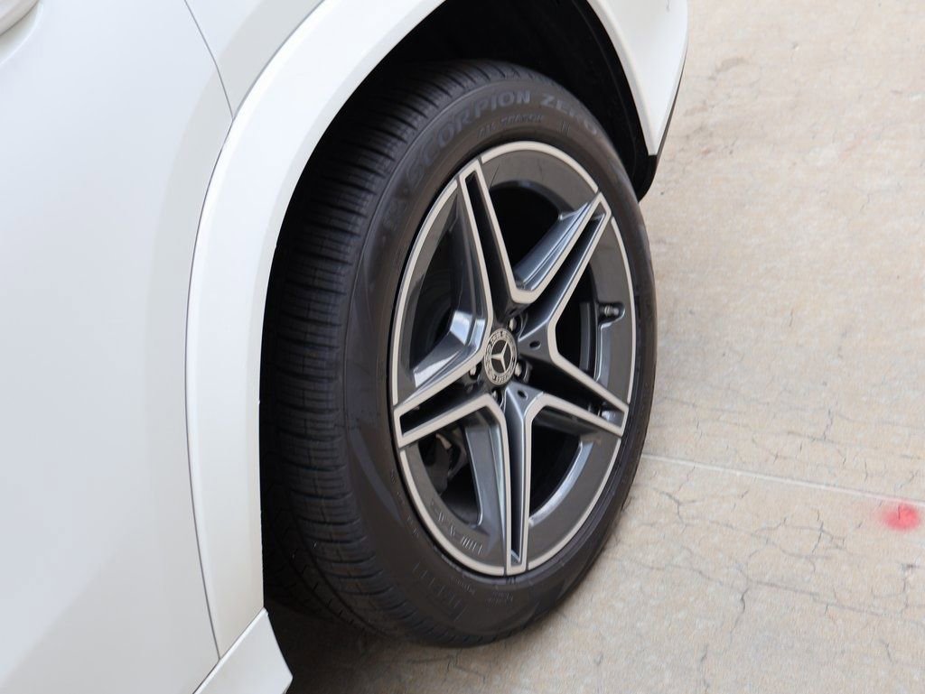 New 2025 Mercedes-Benz GLS 450 4MATIC image 42