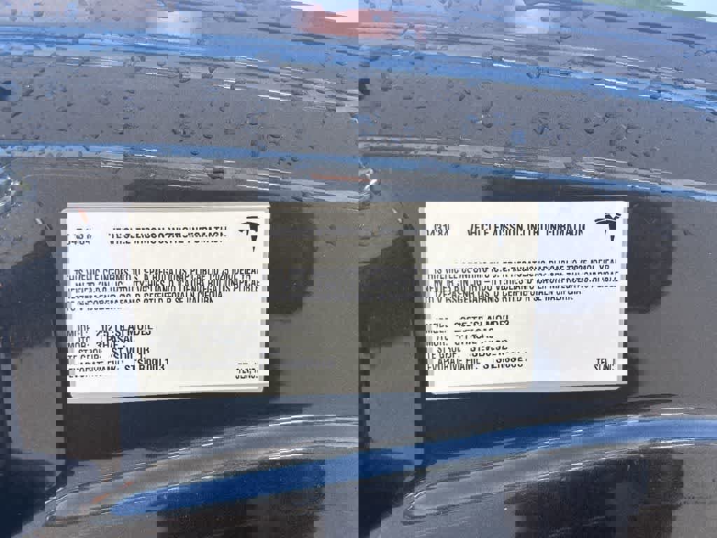 Used 2025 Tesla Model 3 Long Range image 9