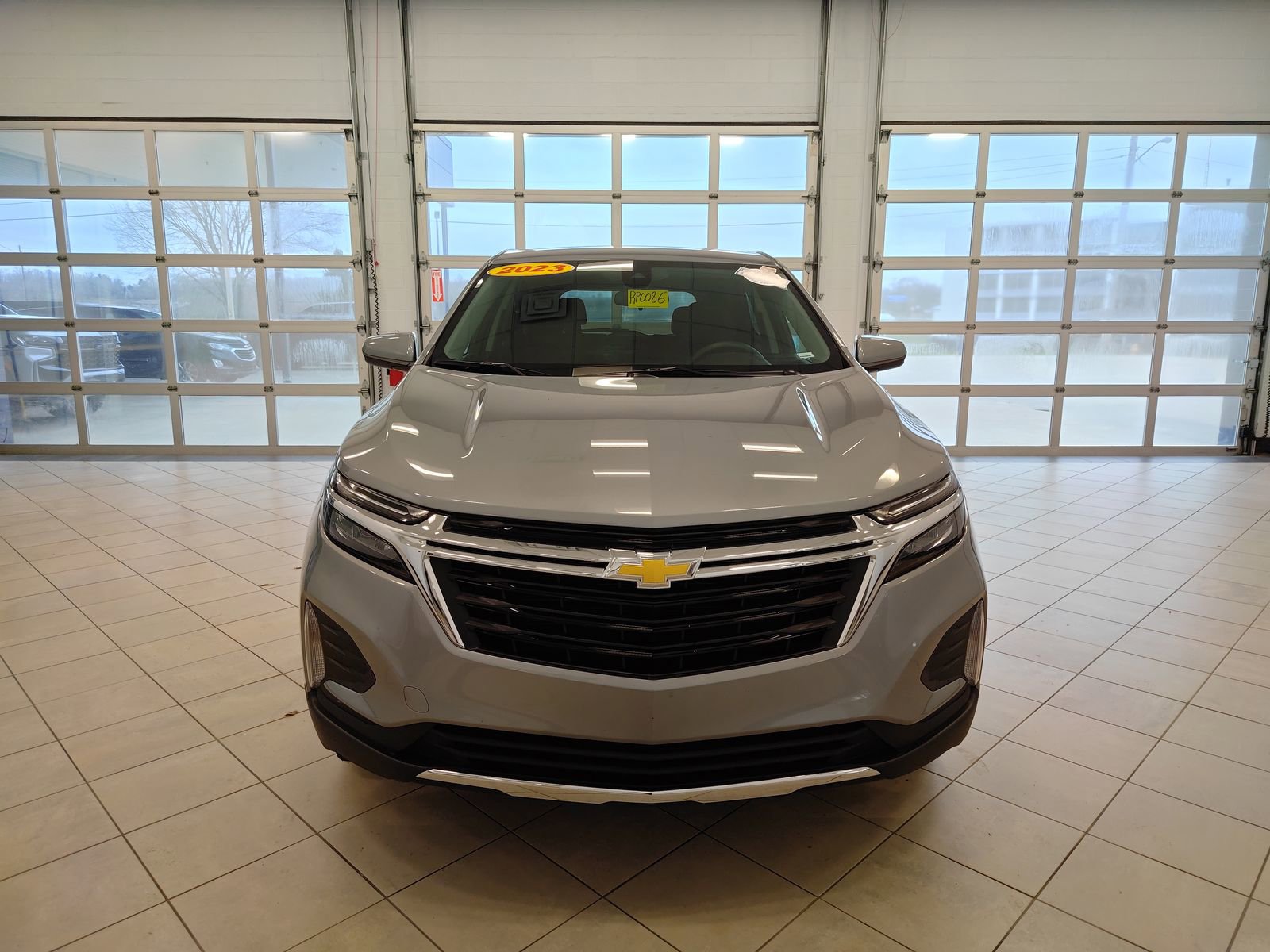 Used 2023 Chevrolet Equinox LT image 27