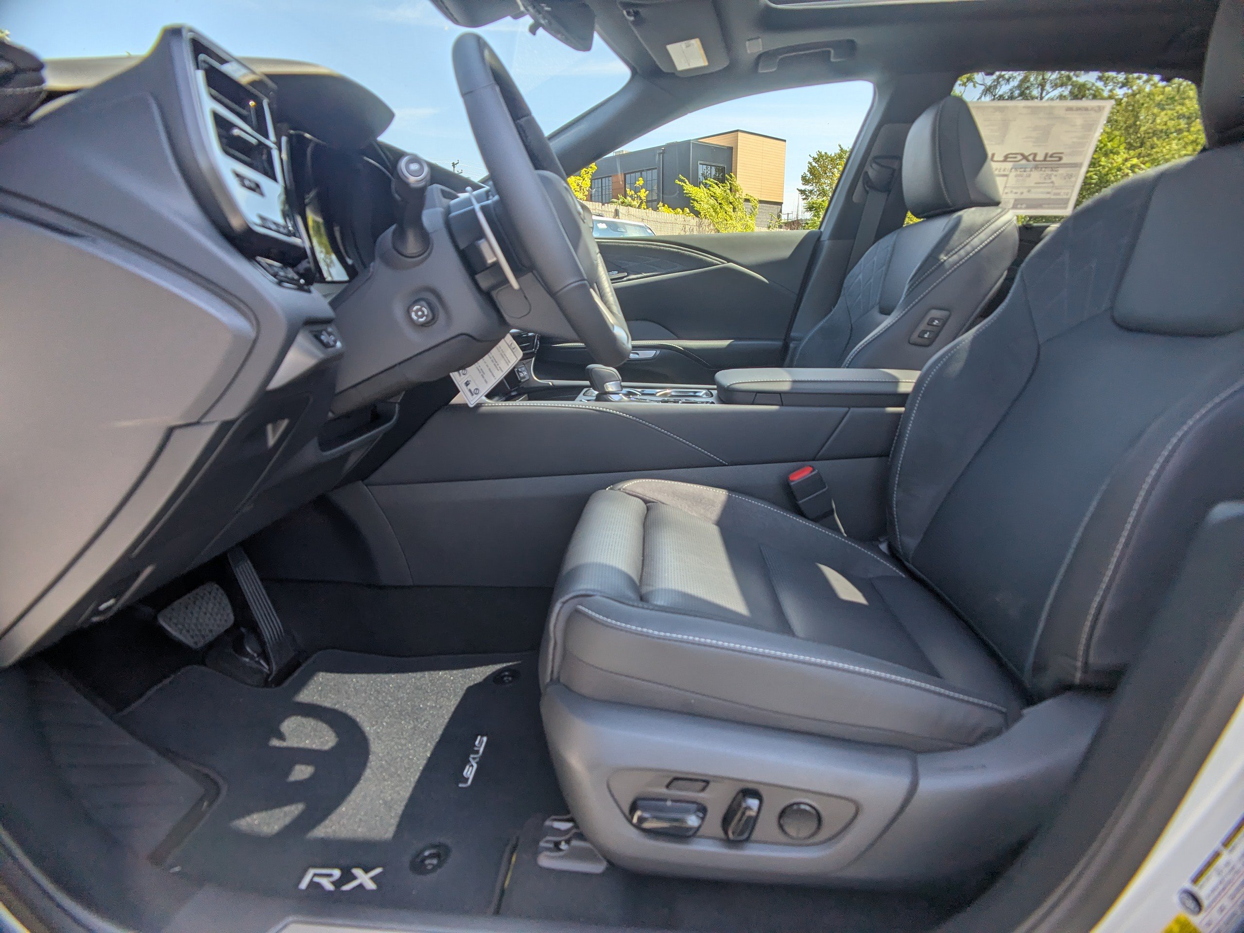 New 2026 Lexus RX 450h AWD w/ Convenience Package image 14