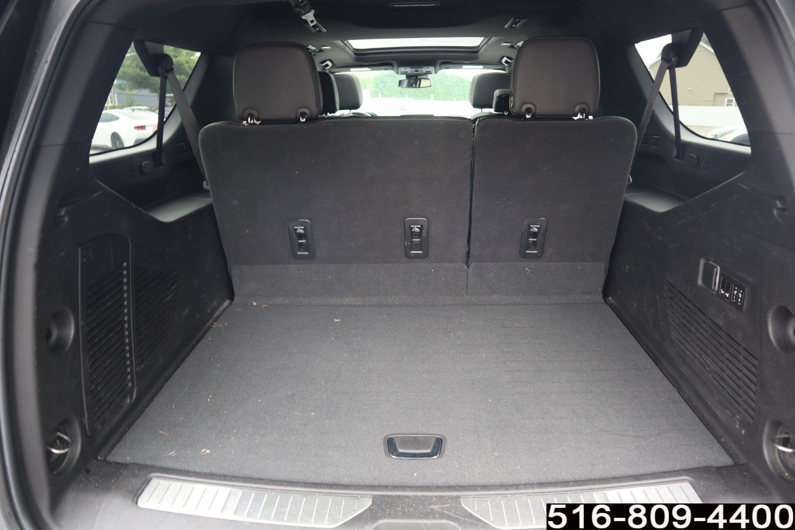 Used 2023 Chevrolet Suburban Premier AWD/4WD image 34