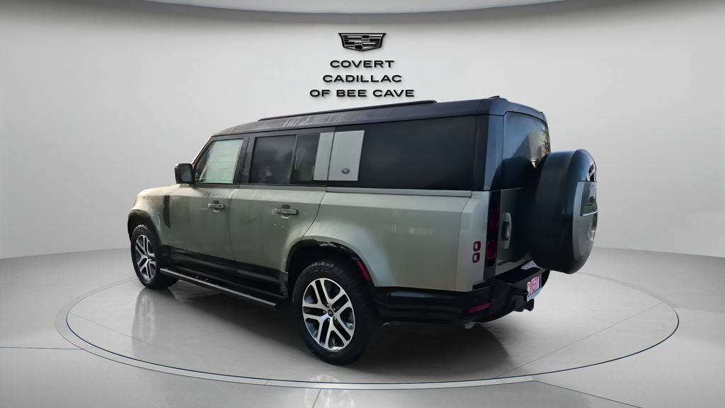 Used 2024 Land Rover Defender 130 X-Dynamic SE image 7