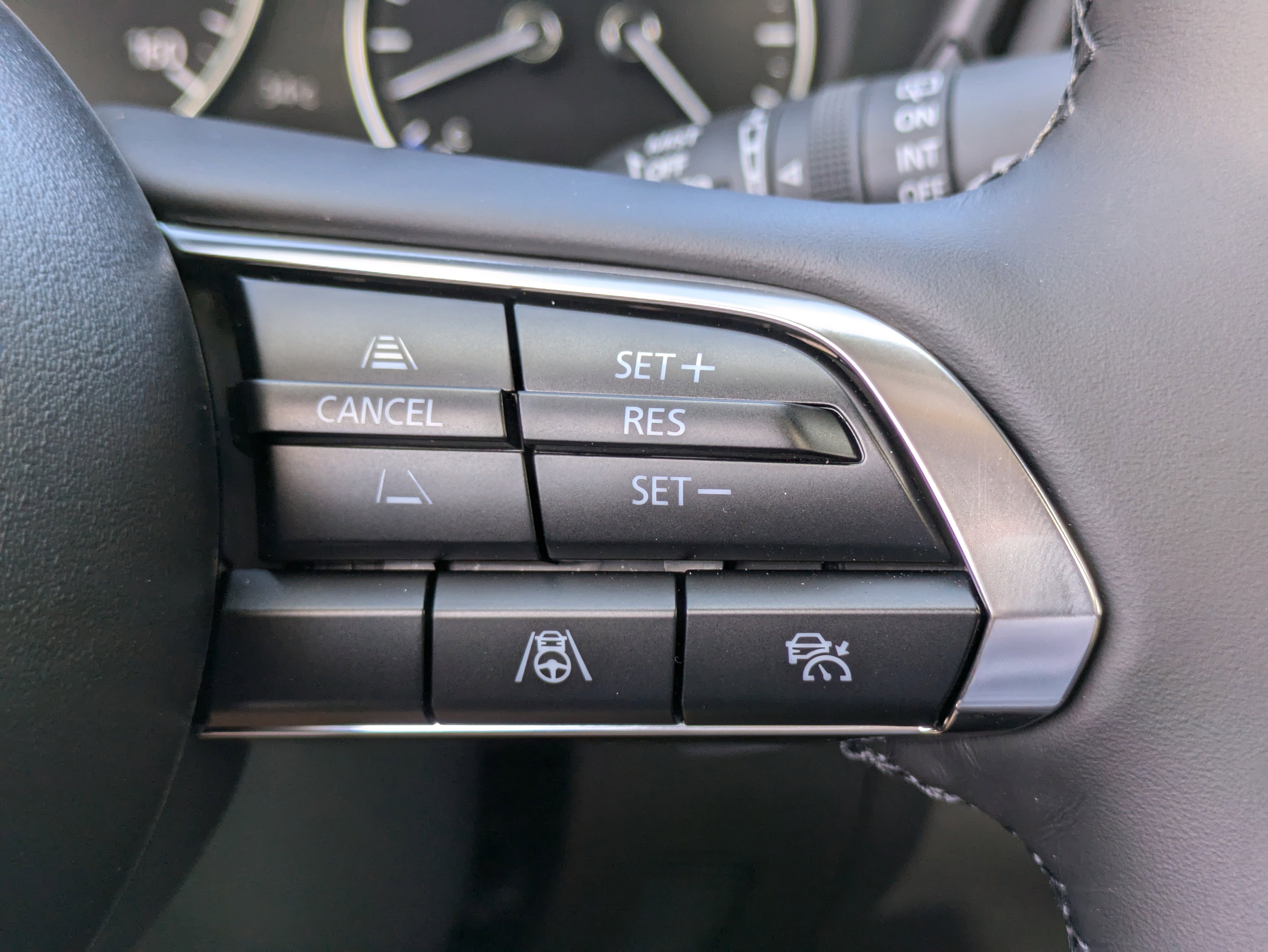 New 2026 MAZDA CX-30 2.5 Turbo w/ Premium Plus Pkg image 24