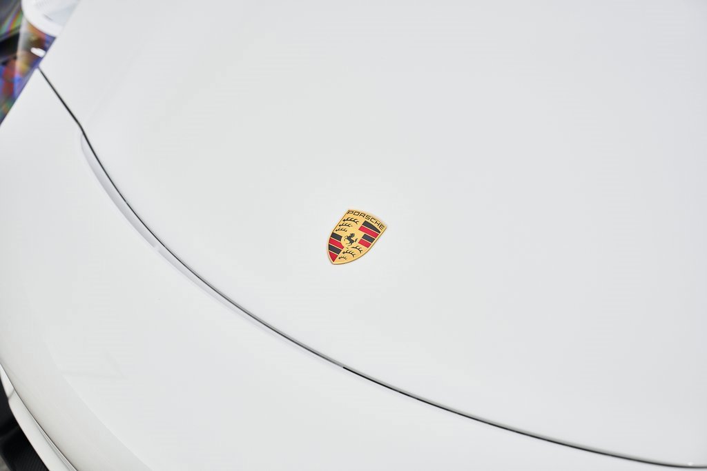 Used 2015 Porsche 918 Spyder image 7