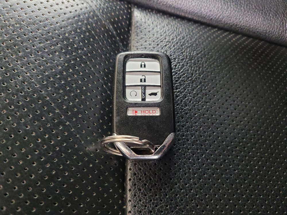 Used 2016 Honda Pilot Elite image 32