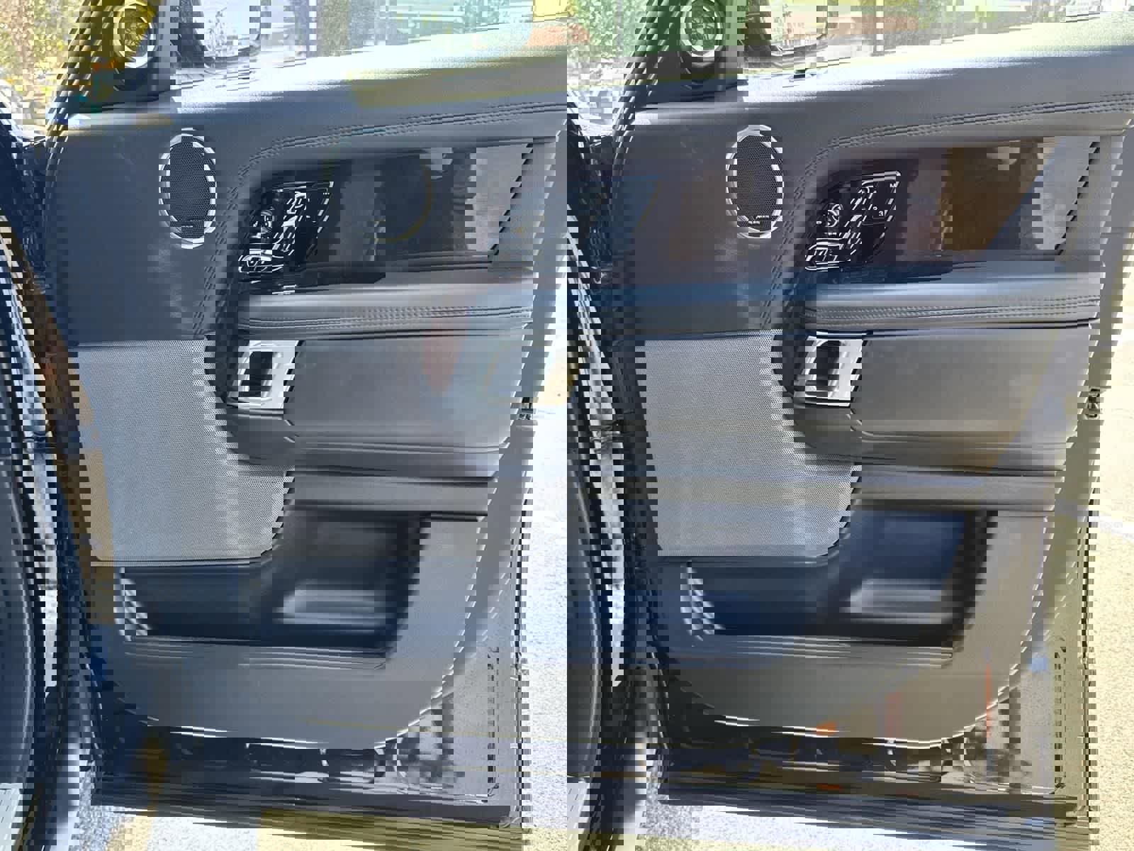 Used 2022 Land Rover Range Rover Westminster Edition image 38