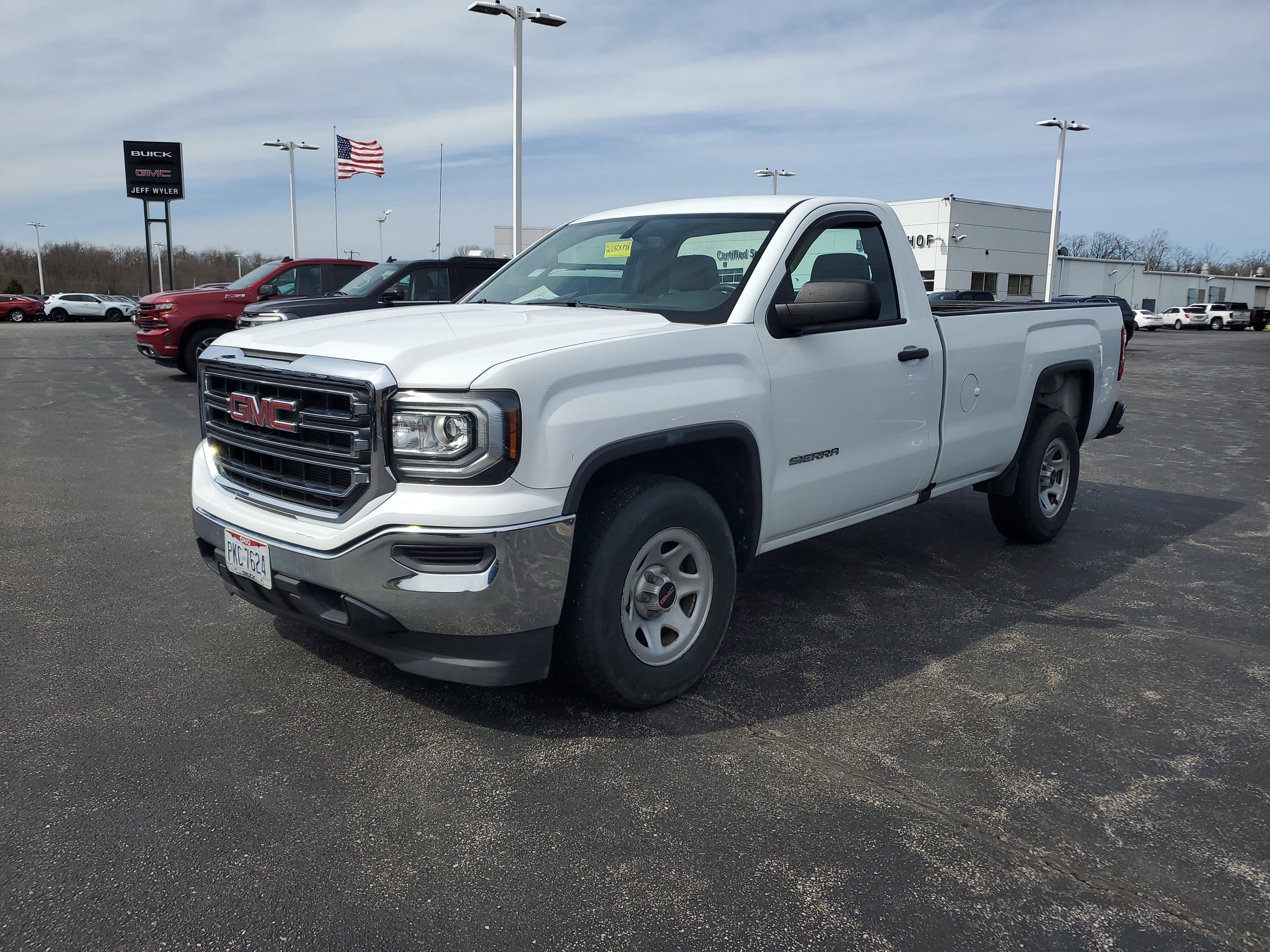 Used 2016 GMC Sierra 1500 2WD Regular Cab image 9