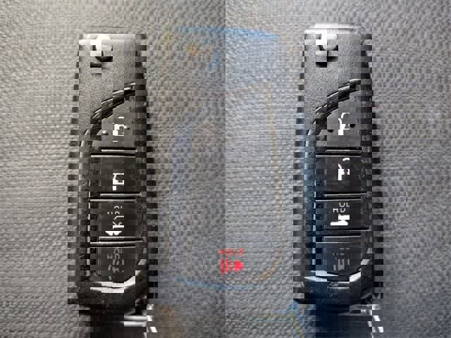 Used 2023 Toyota Corolla LE image 35