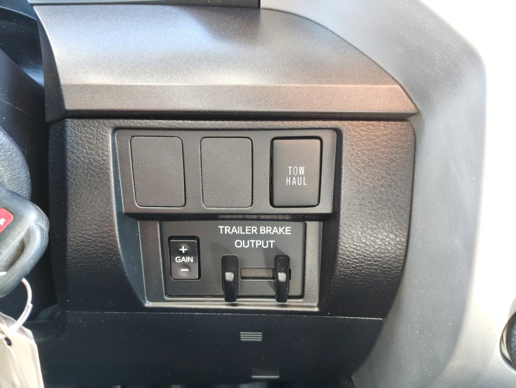 Used 2021 Toyota Tundra SR5 AWD/4WD image 22