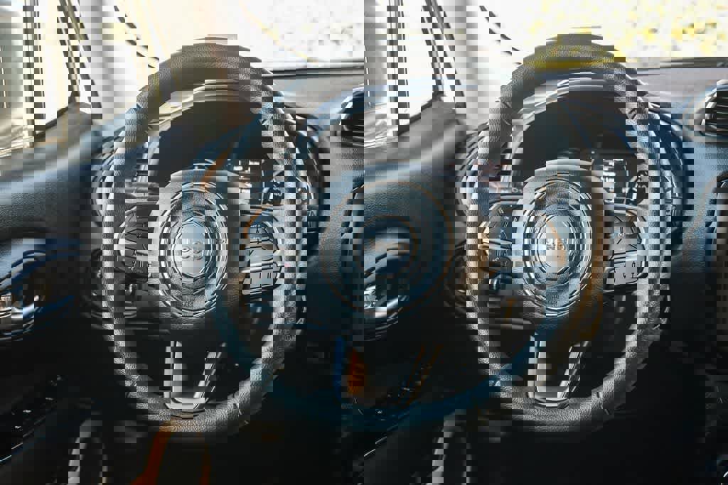 Used 2016 Jeep Renegade Sport w/ Power & Air Group image 12