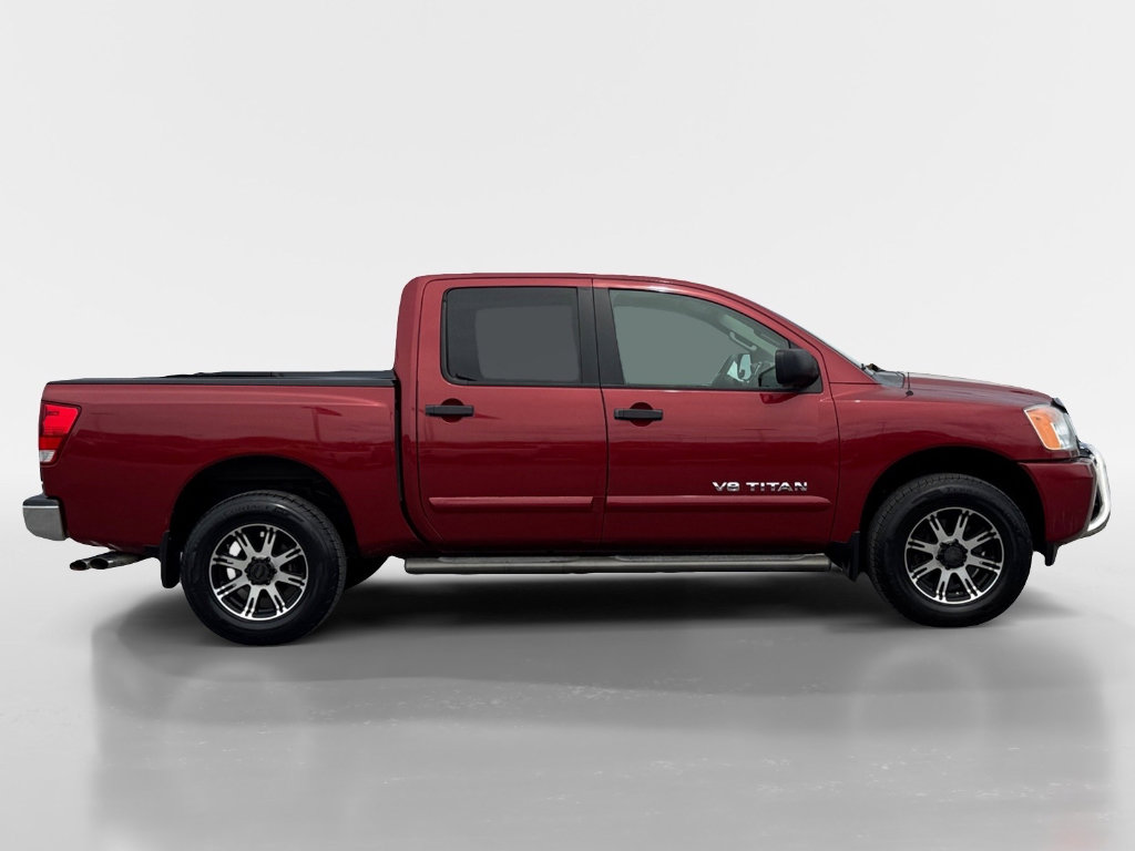 Used 2013 Nissan Titan SV w/ SV Value Truck Pkg AWD/4WD image 7
