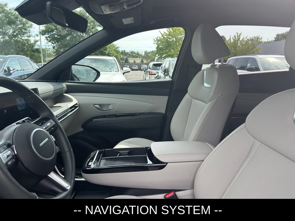 Used 2025 Hyundai Tucson Limited AWD/4WD image 7