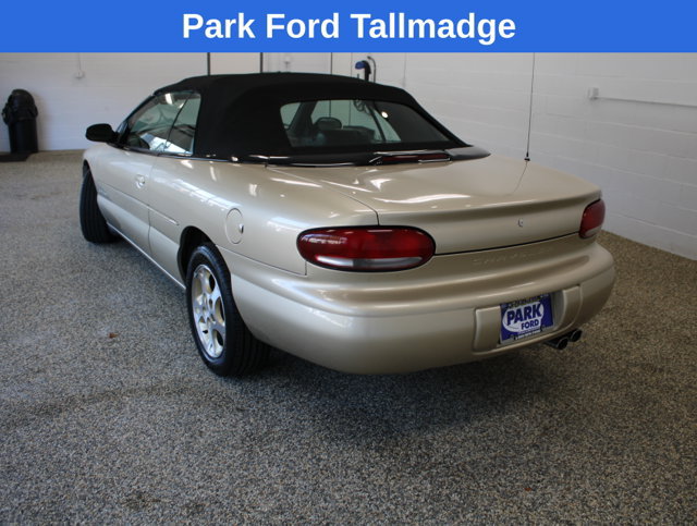 Used 2000 Chrysler Sebring JXI FWD image 3