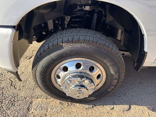 New 2027 RAM 3500 Laramie AWD/4WD image 9