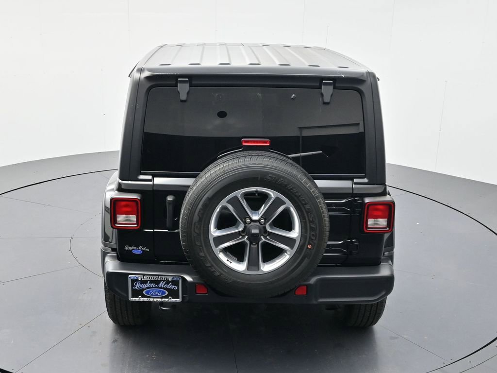 Used 2021 Jeep Wrangler Unlimited Sahara AWD/4WD image 39
