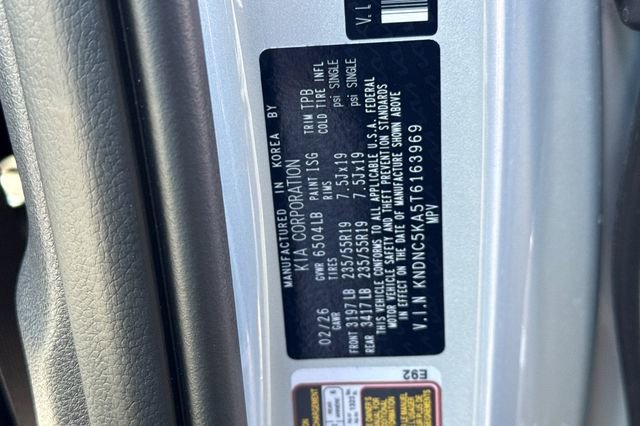 New 2026 Kia Carnival EX FWD image 37