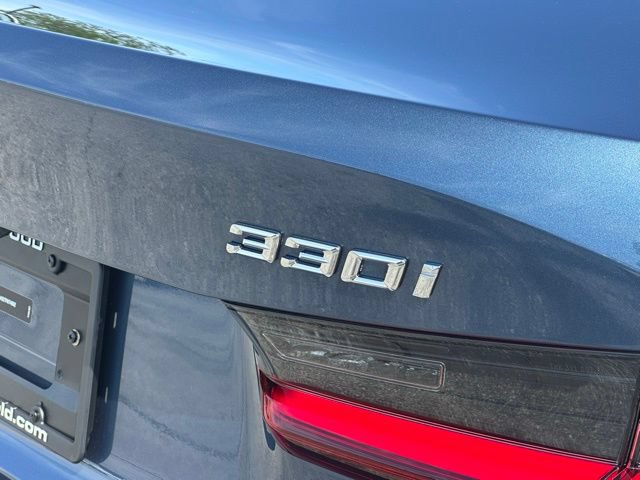 New 2026 BMW 330i xDrive Sedan w/ Premium Package AWD/4WD image 13