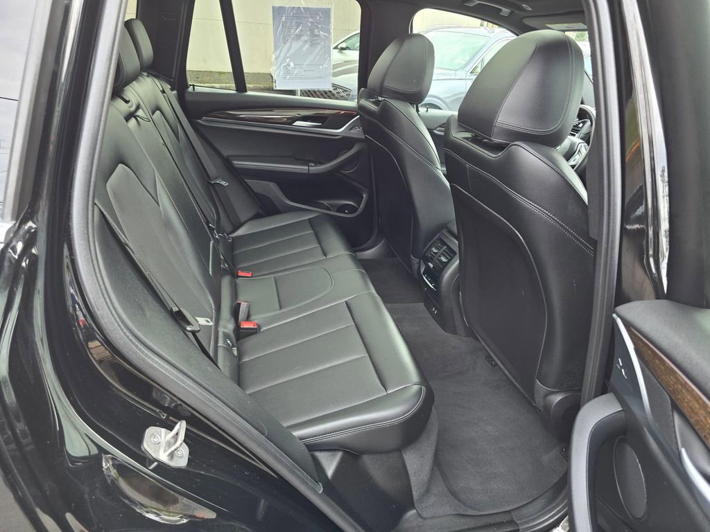 Used 2023 BMW X3 xDrive30i image 12