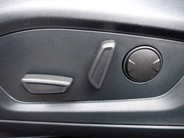 Certified 2022 Ford Explorer XLT image 18