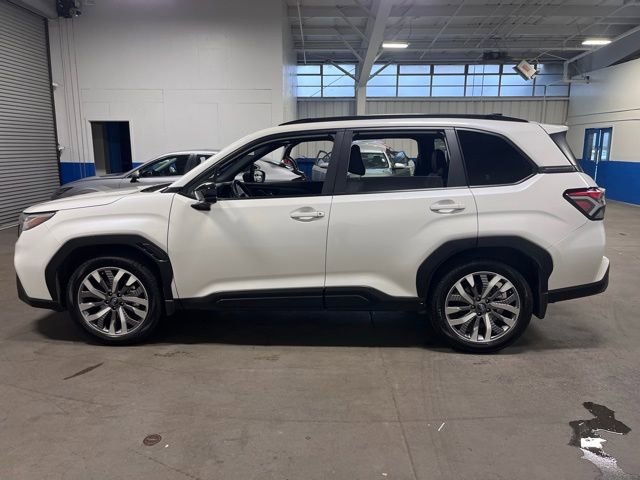 Used 2025 Subaru Forester Touring w/ Popular Package - Touring image 6