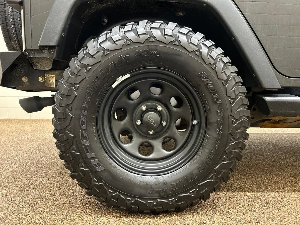 Used 2015 Jeep Wrangler Unlimited Sport w/ Quick Order Package 24S AWD/4WD image 25