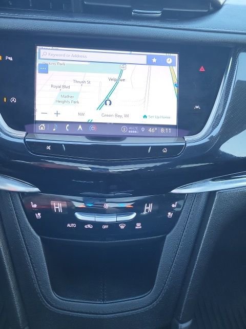 Used 2023 Cadillac XT6 Sport image 3