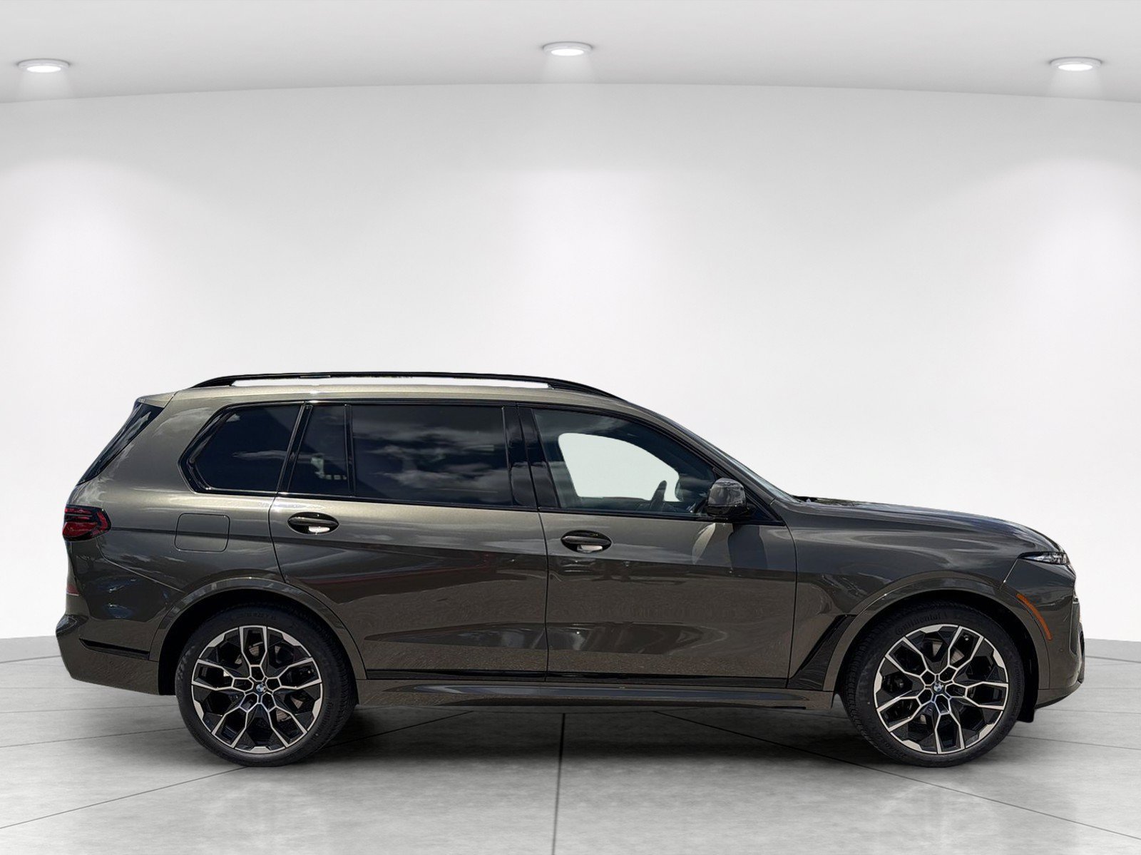 New 2027 BMW X7 xDrive40i w/ Executive Package AWD/4WD image 3