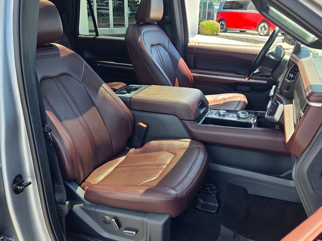 Used 2022 Ford Expedition Max Limited AWD/4WD image 18
