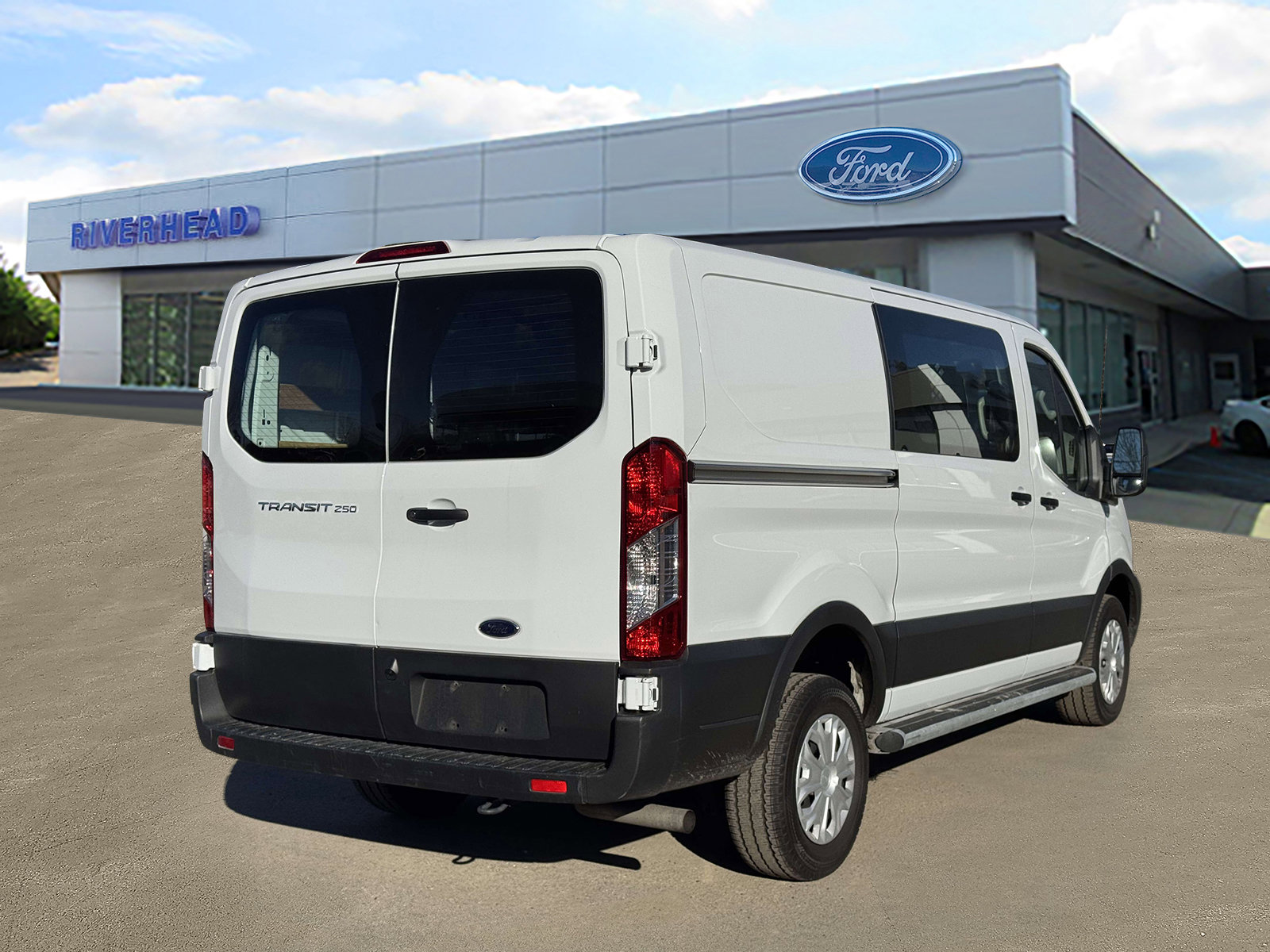Used 2024 Ford Transit 250 Low Roof w/ Exterior Upgrade Package image 6