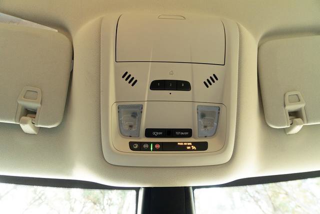 Used 2024 Buick Enclave Essence w/ Sport Touring Edition image 23