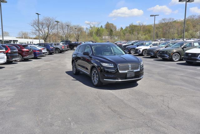 Used 2022 Lincoln Nautilus Reserve w/ Equipment Group 201A AWD/4WD image 9