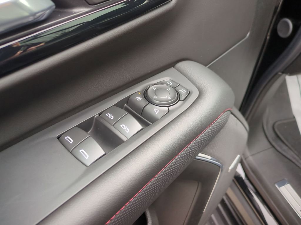 Used 2025 Chevrolet Tahoe RST w/ RST Capability Package image 15