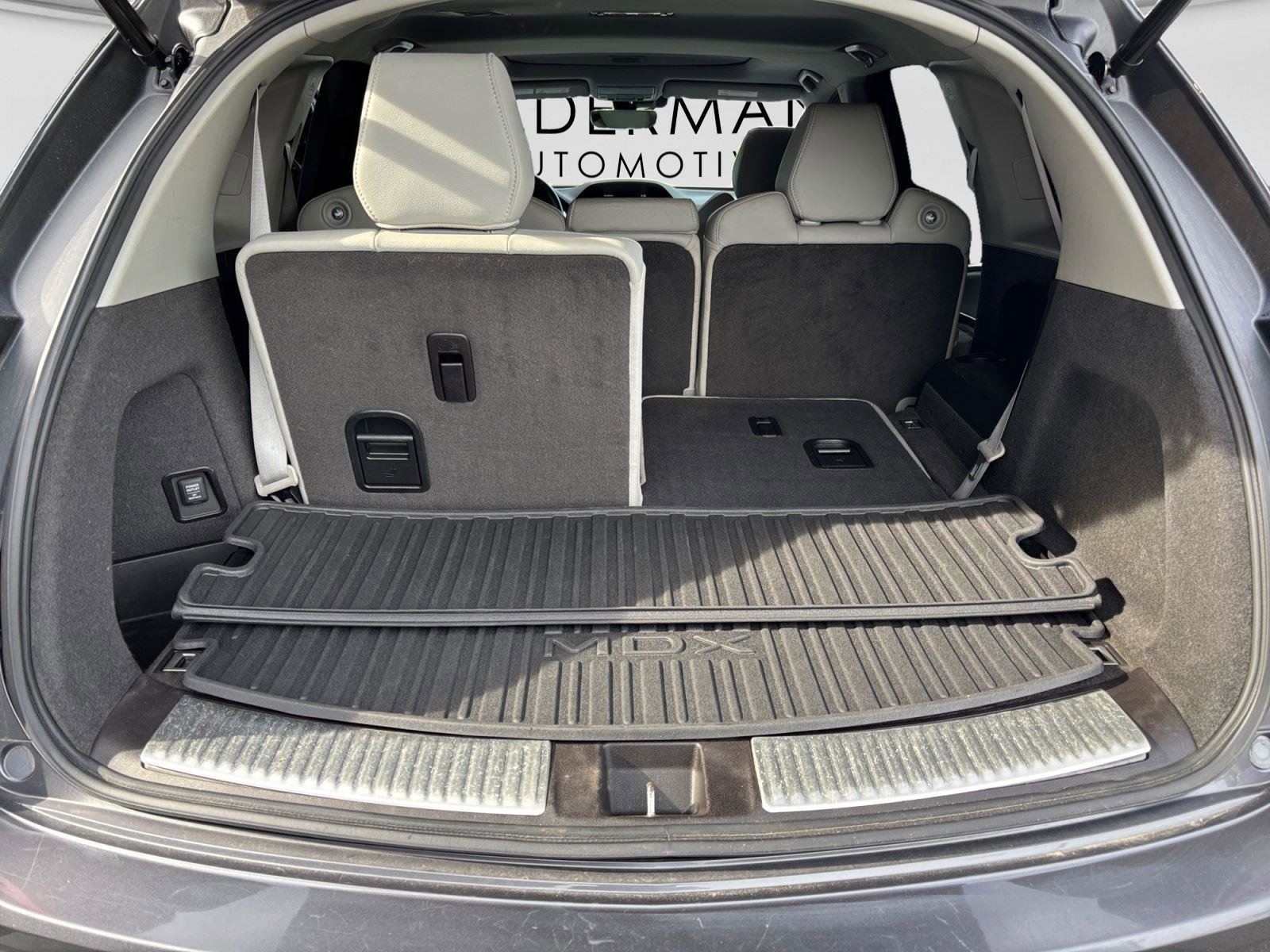 Used 2018 Acura MDX SH-AWD image 19