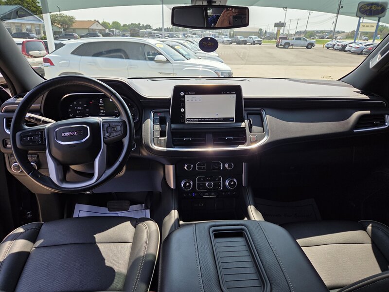 Used 2022 GMC Yukon SLT w/ SLT Premium Package AWD/4WD image 12