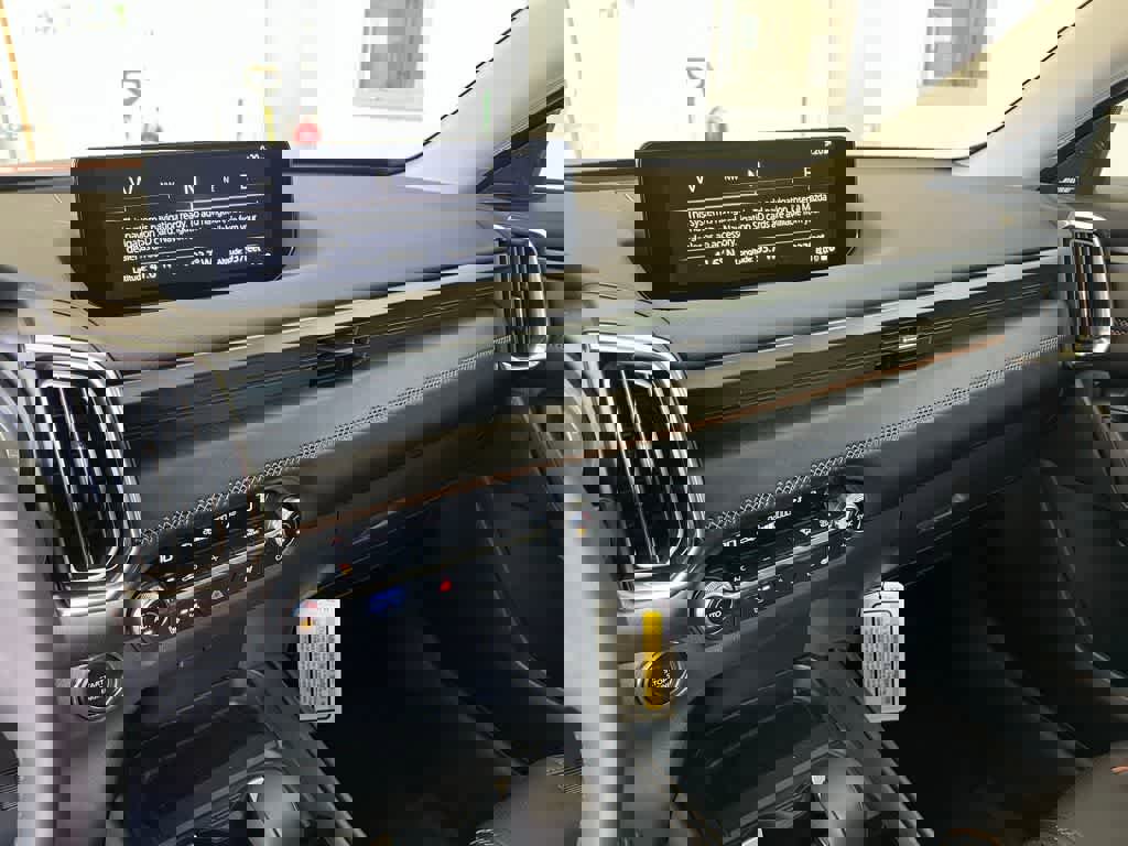 Used 2025 MAZDA CX-50 AWD 2.5 S w/ Weather Package image 26