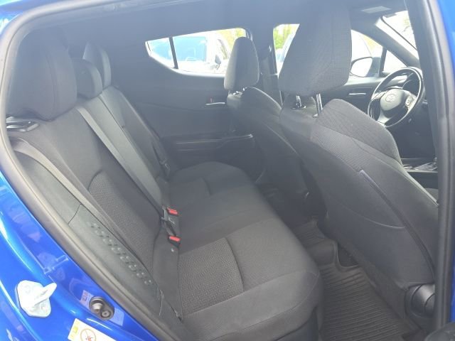 Used 2018 Toyota C-HR XLE image 23